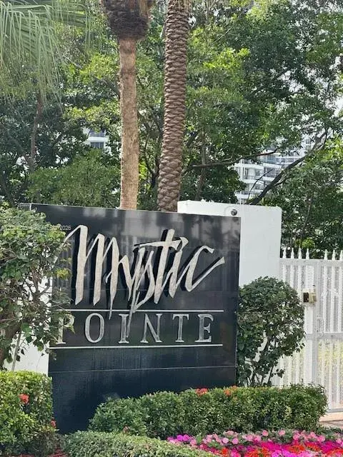 2 bedroom 2 bath for sale at 19101 NE 36th Ct # 1005, Aventura FL 33180