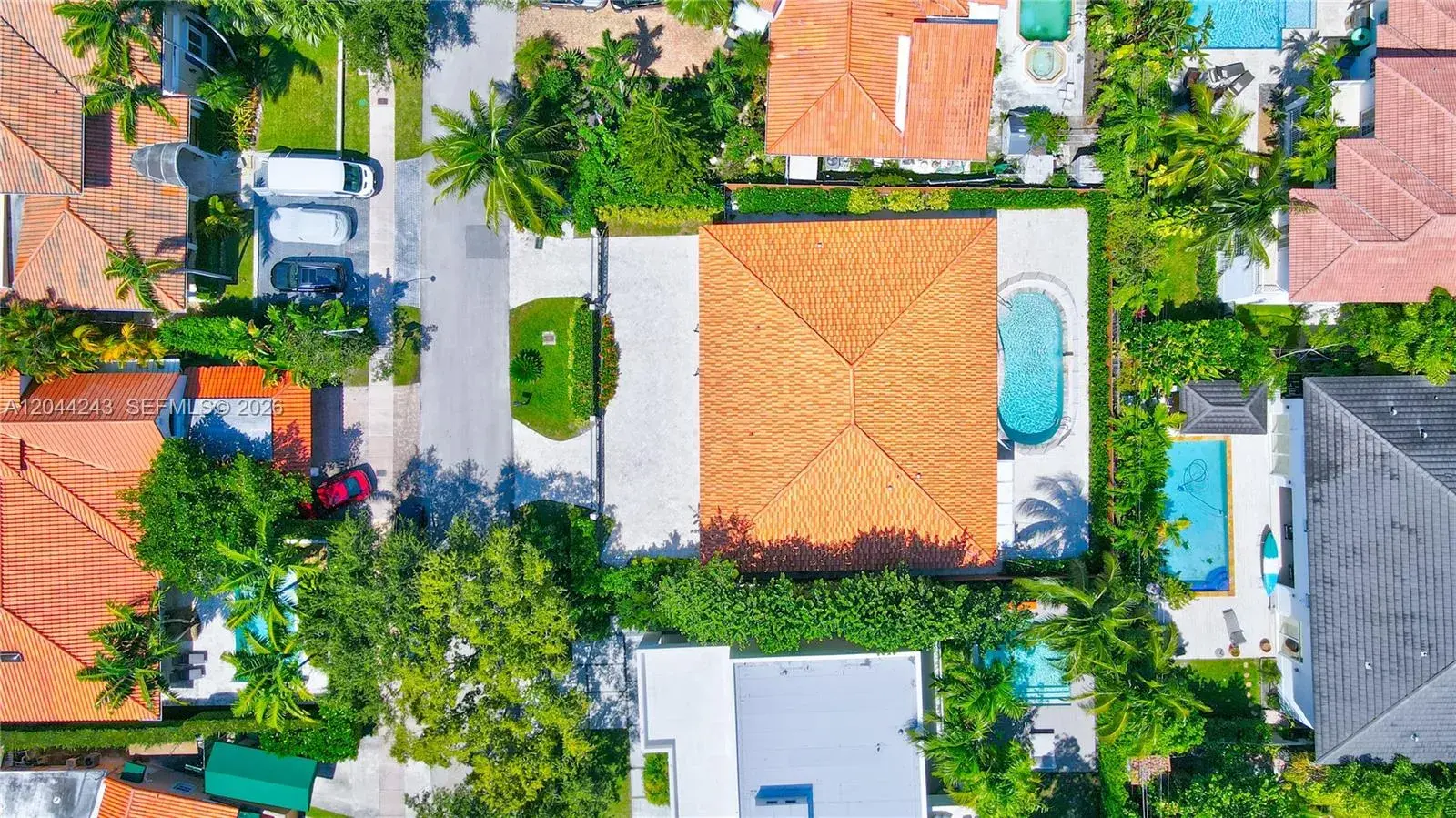 773 Woodcrest Rd, Key Biscayne FL 33149