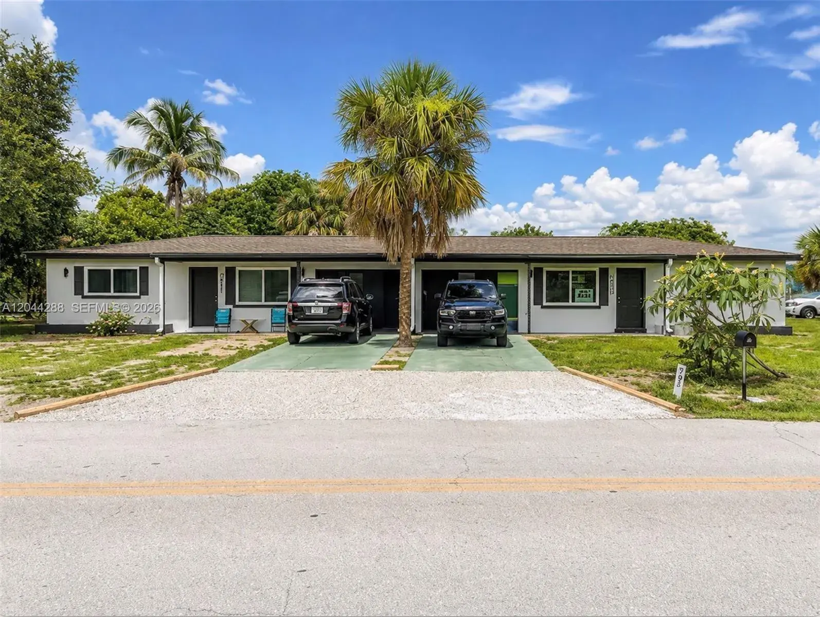 2423 Jeffcott St # 1, North Fort Myers FL 33901