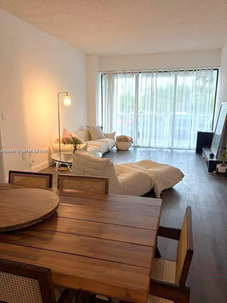 20515 E Country Club Dr # 142, Aventura FL 33180