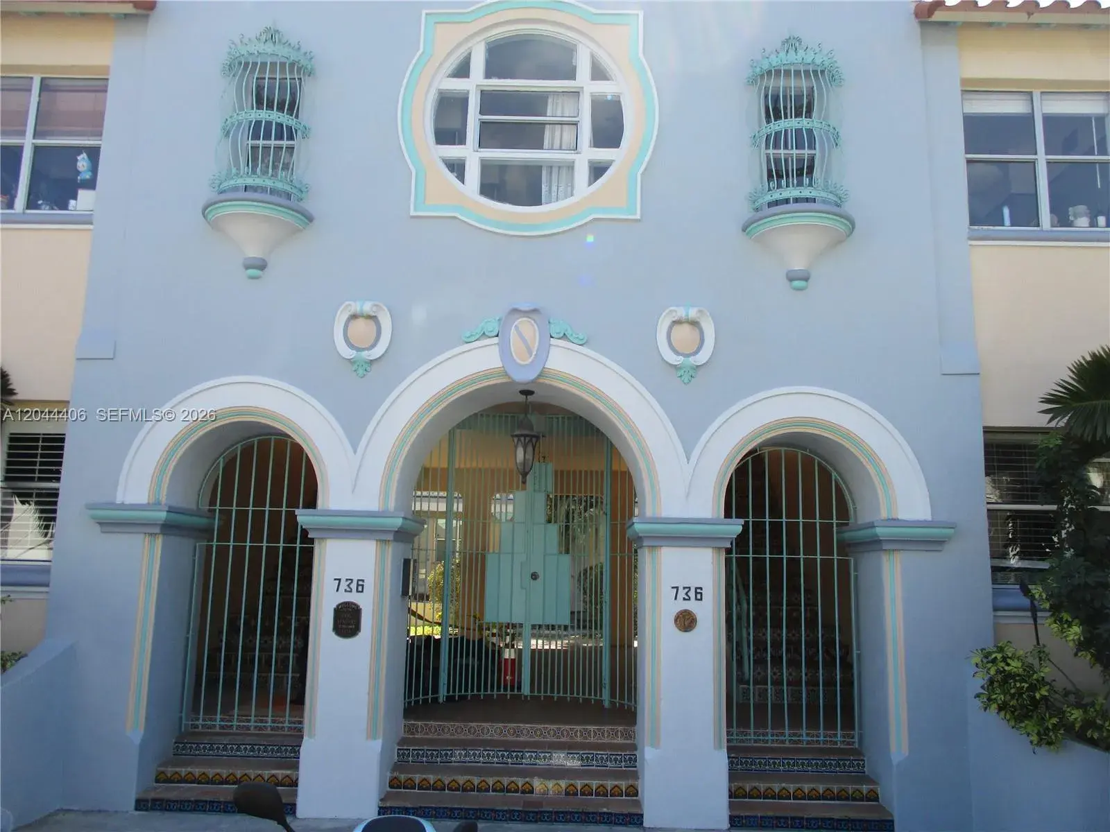 1 bedroom 1 bath for sale at 736 13th Street, Miami Beach FL 33139