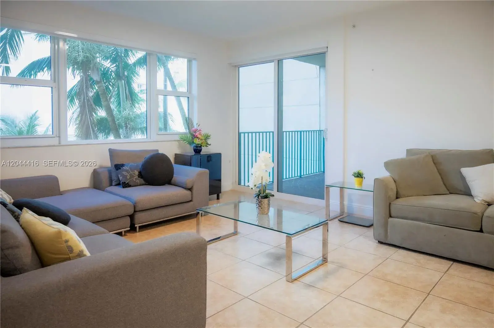 19900 E Country Club Dr # 318, Aventura FL 33180