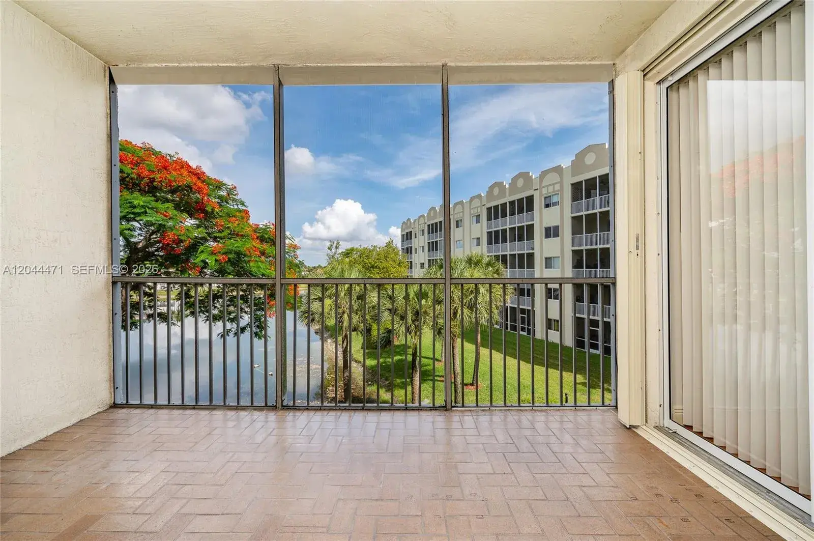 10750 NW 66th St # 312, Doral FL 33178