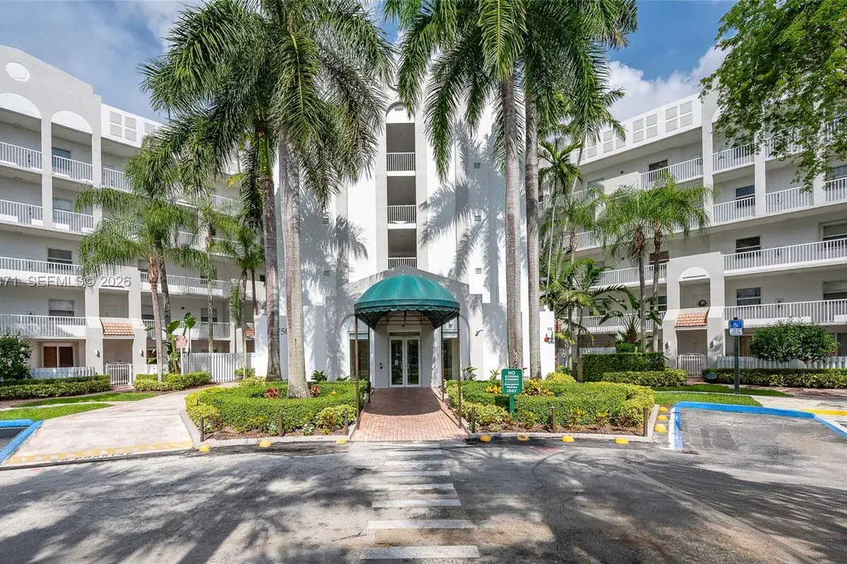 10750 NW 66th St # 312, Doral FL 33178