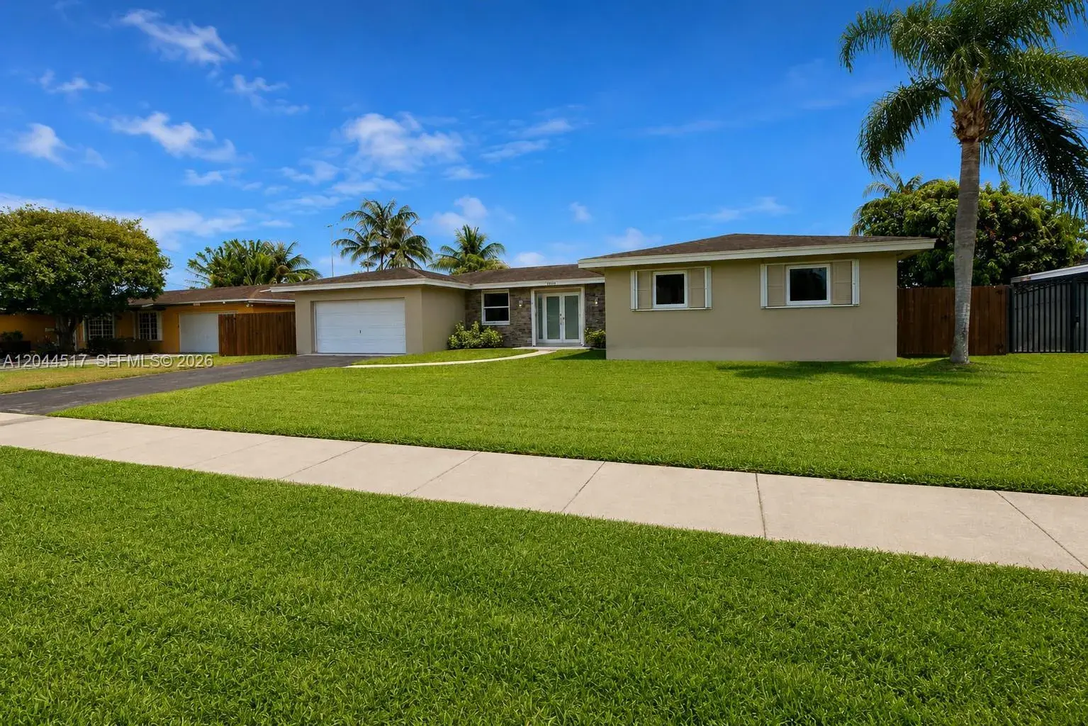 15445 SW 99th Ave # 15445, Miami FL 33157