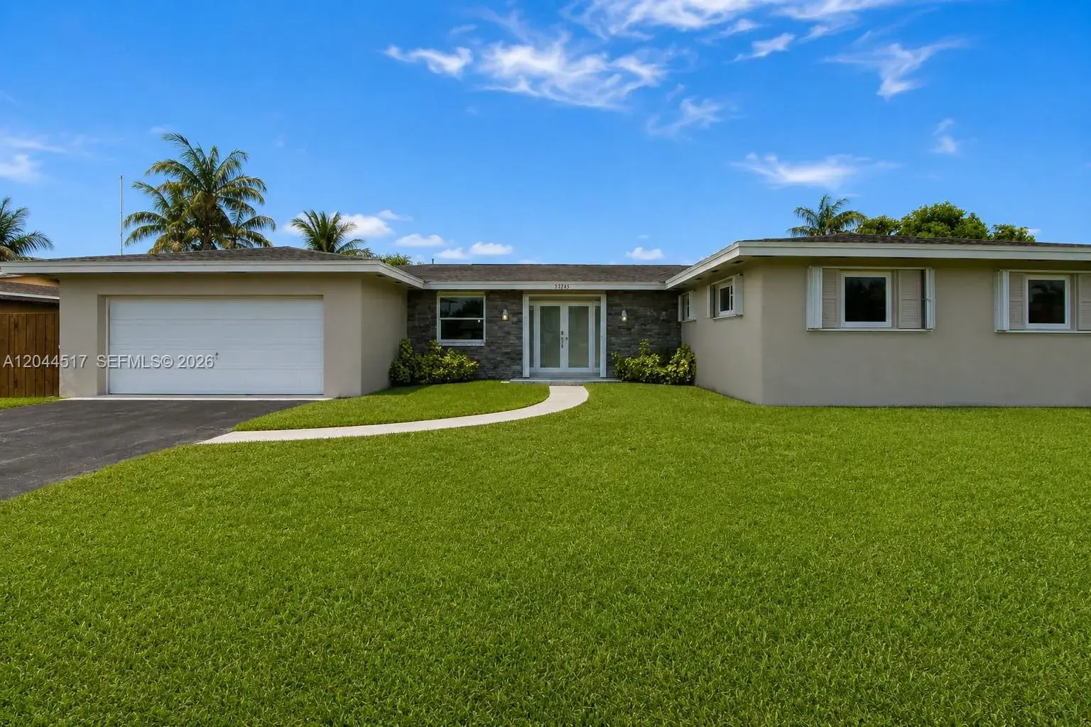 15445 SW 99th Ave # 15445, Miami FL 33157