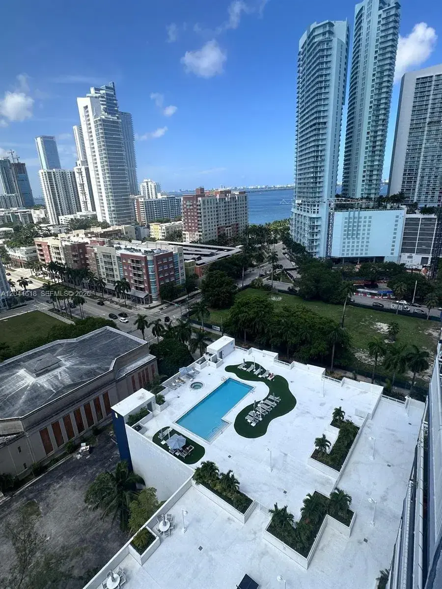 275 NE 18th St # 1902, Miami FL 33132