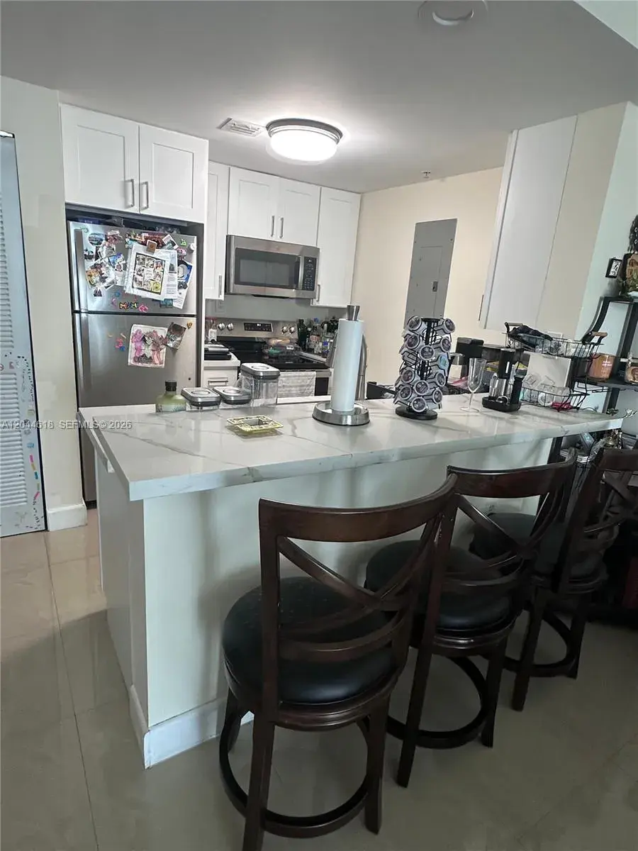 275 NE 18th St # 1902, Miami FL 33132