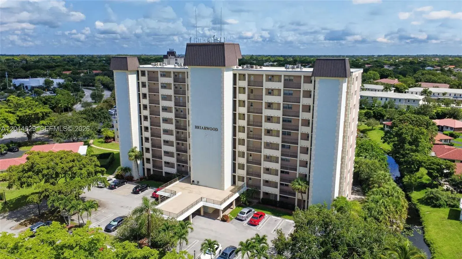 9101 W Sample Rd # 306, Coral Springs FL 33065