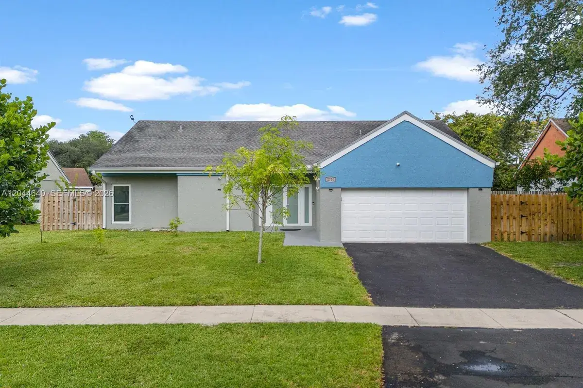 2730 Cypress Ave, Miramar FL 33025