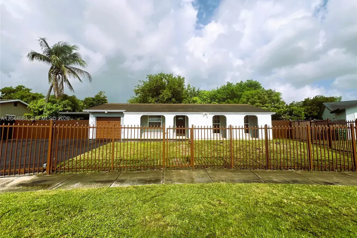 26080 SW 132nd Pl, Homestead FL 33032