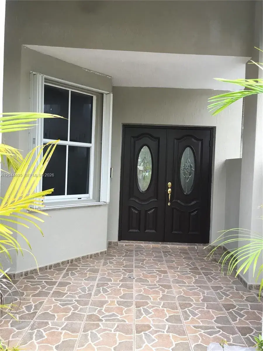 15431 SW 39th Ter, Miami FL 33185