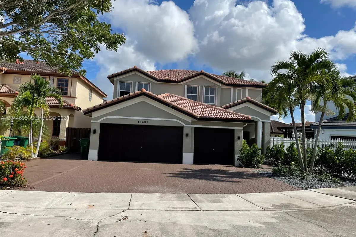 15431 SW 39th Ter, Miami FL 33185