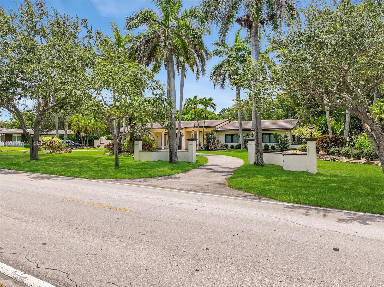 6255 SW 120th St, Pinecrest FL 33156