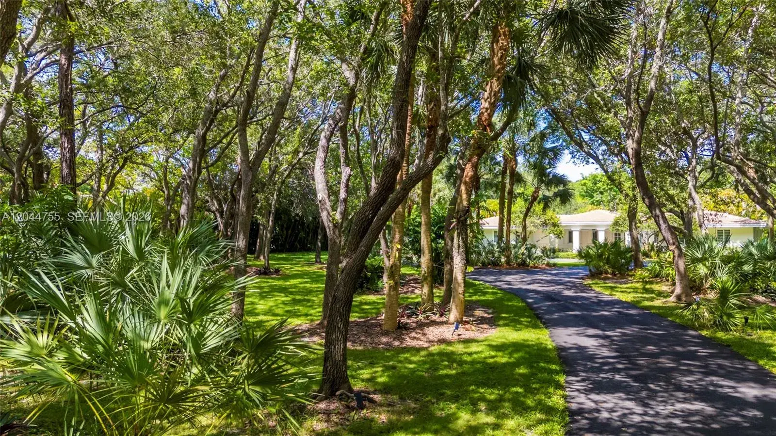 5 bedroom 6 bath for sale at 12121 SW 64th Ave, Pinecrest FL 33156