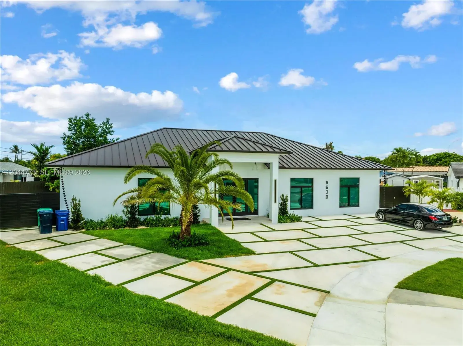3 bedroom 3 bath for sale at 9630 SW 10th Ter, Miami FL 33174