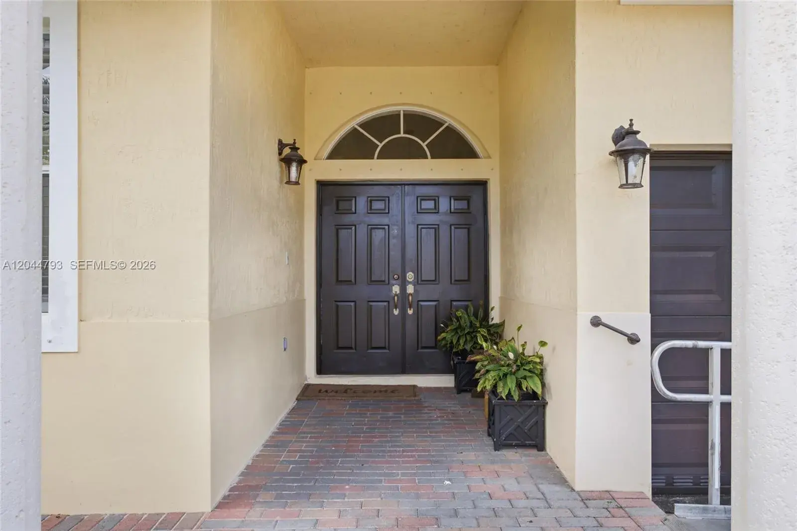 15125 SW 12th Ter, Miami FL 33194