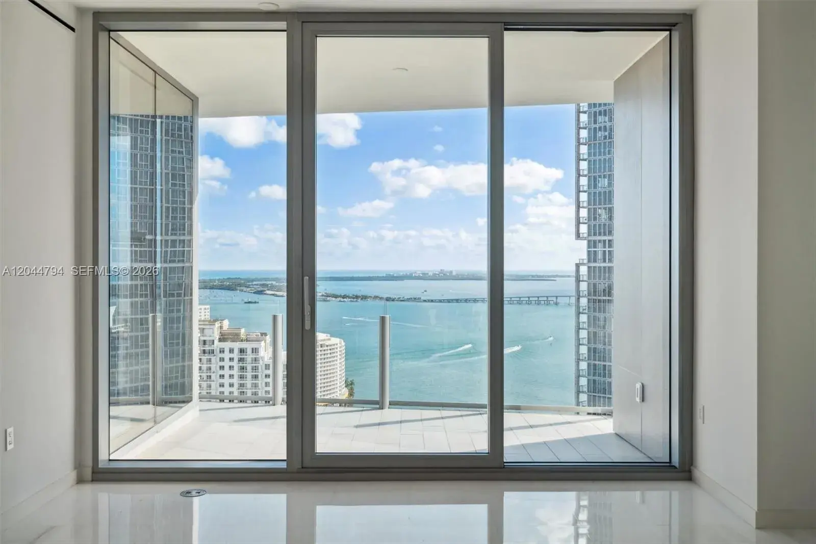 300 Biscayne Blvd Way # 3805W, Miami FL 33131