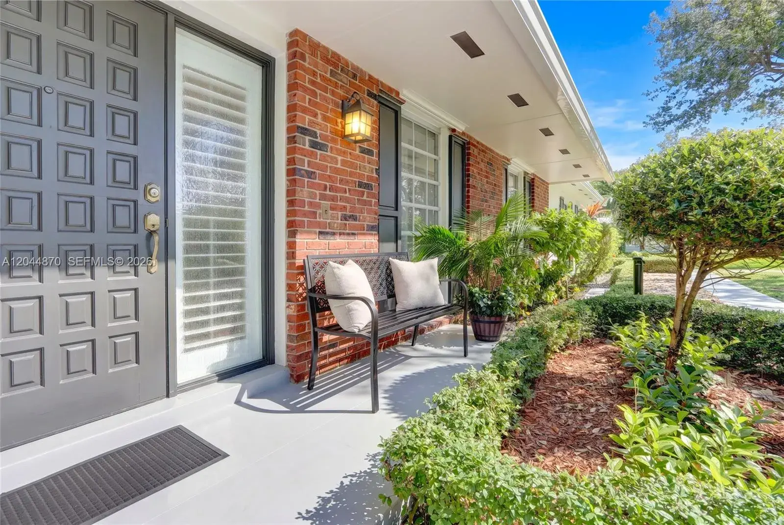 7520 SW 164th St, Palmetto Bay FL 33157