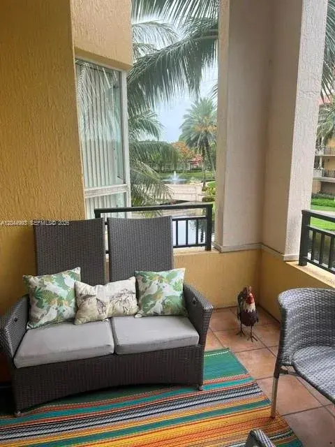 16102 Emerald Estates Dr # 235, Weston FL 33331
