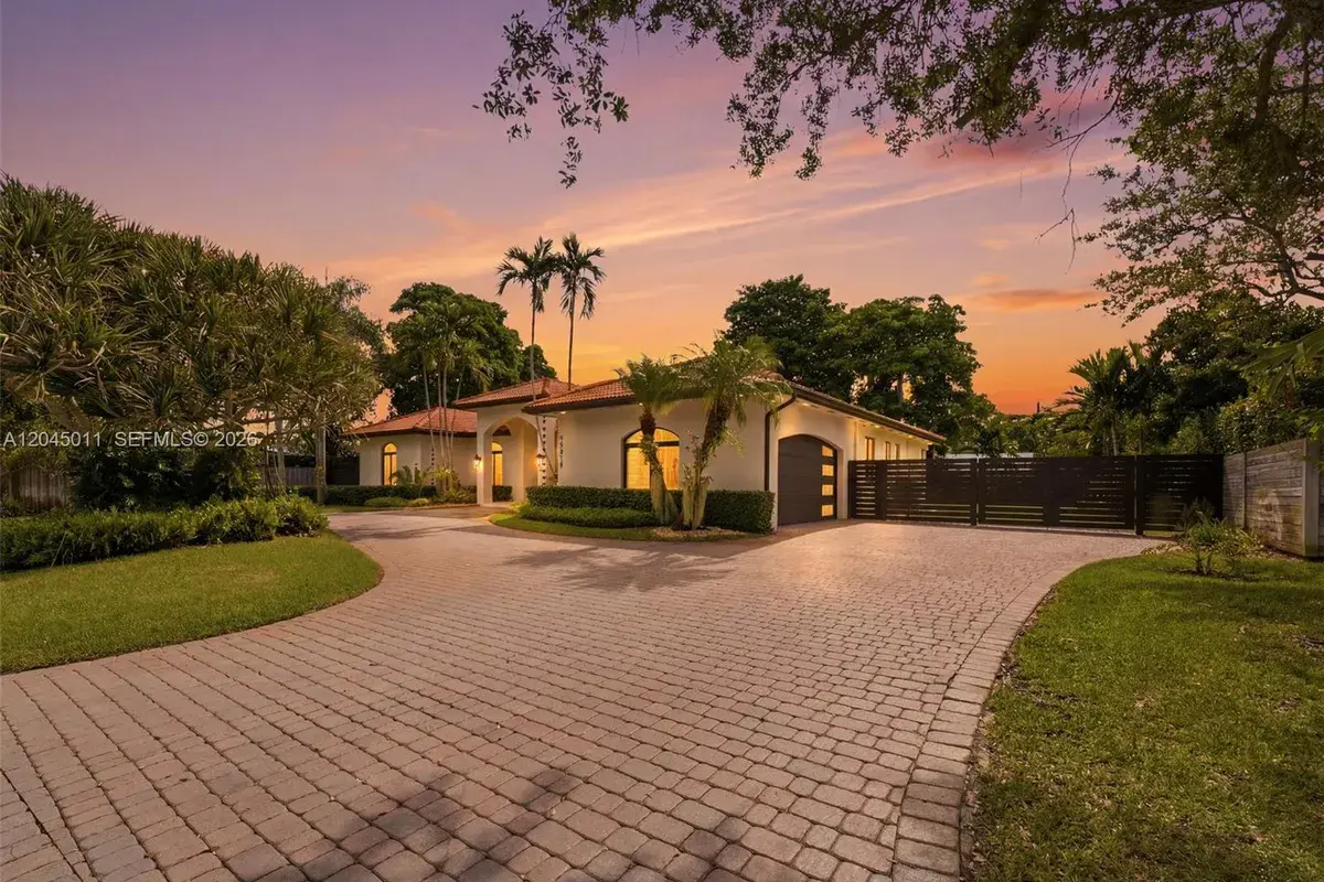 16615 SW 82nd Ct, Palmetto Bay FL 33157
