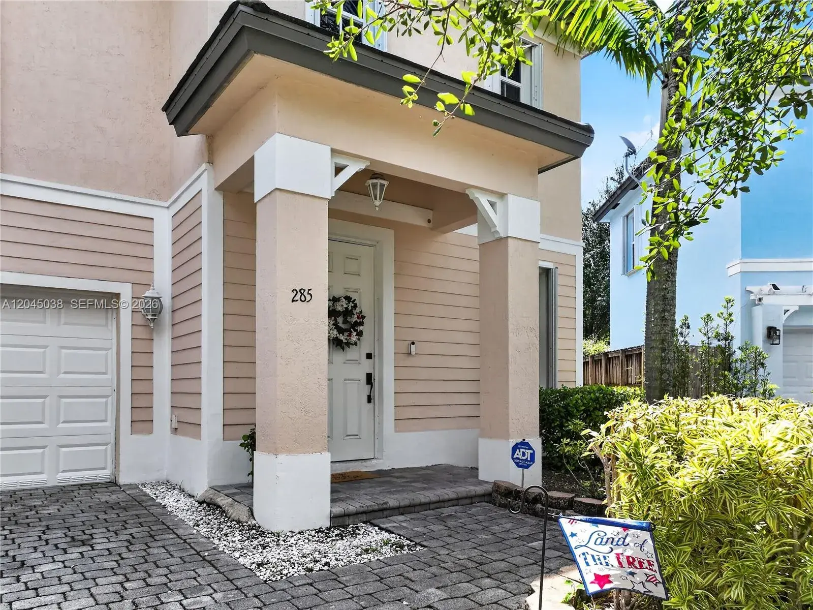 285 NE 32nd Ter, Homestead FL 33033