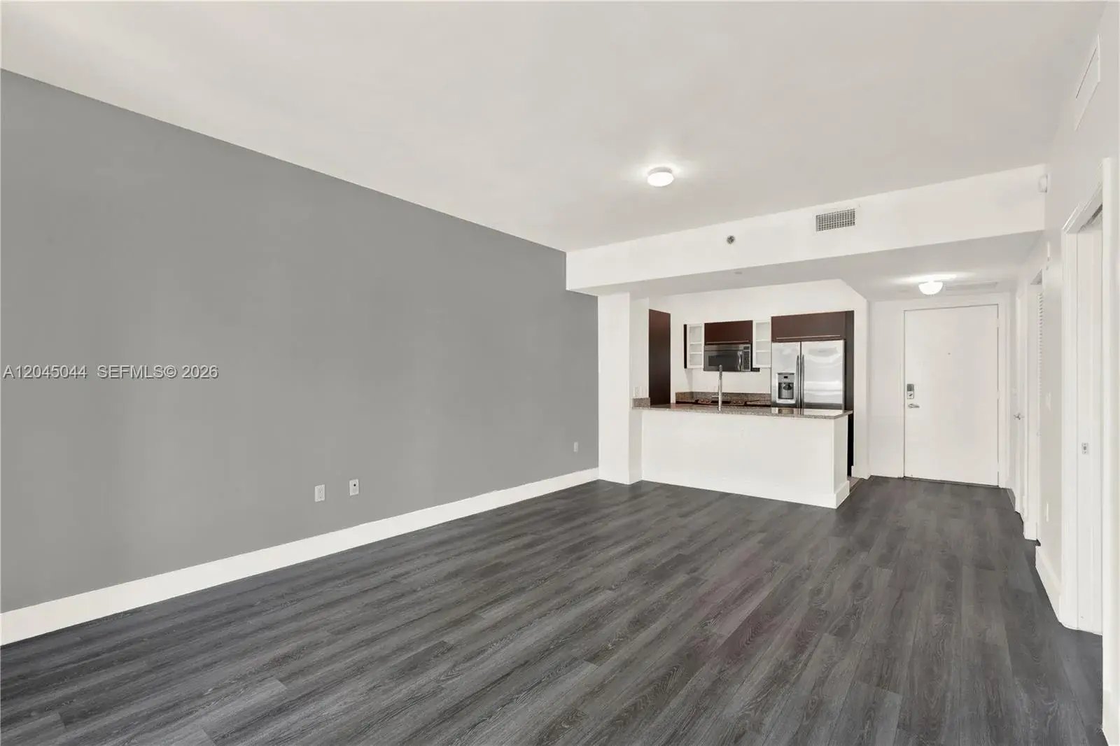 950 Brickell Bay Dr # 802, Miami FL 33131