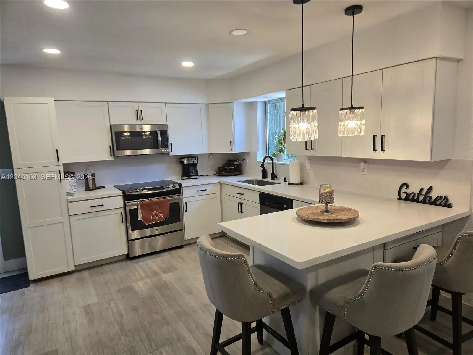1131 N 75th Ave, Hollywood FL 33024