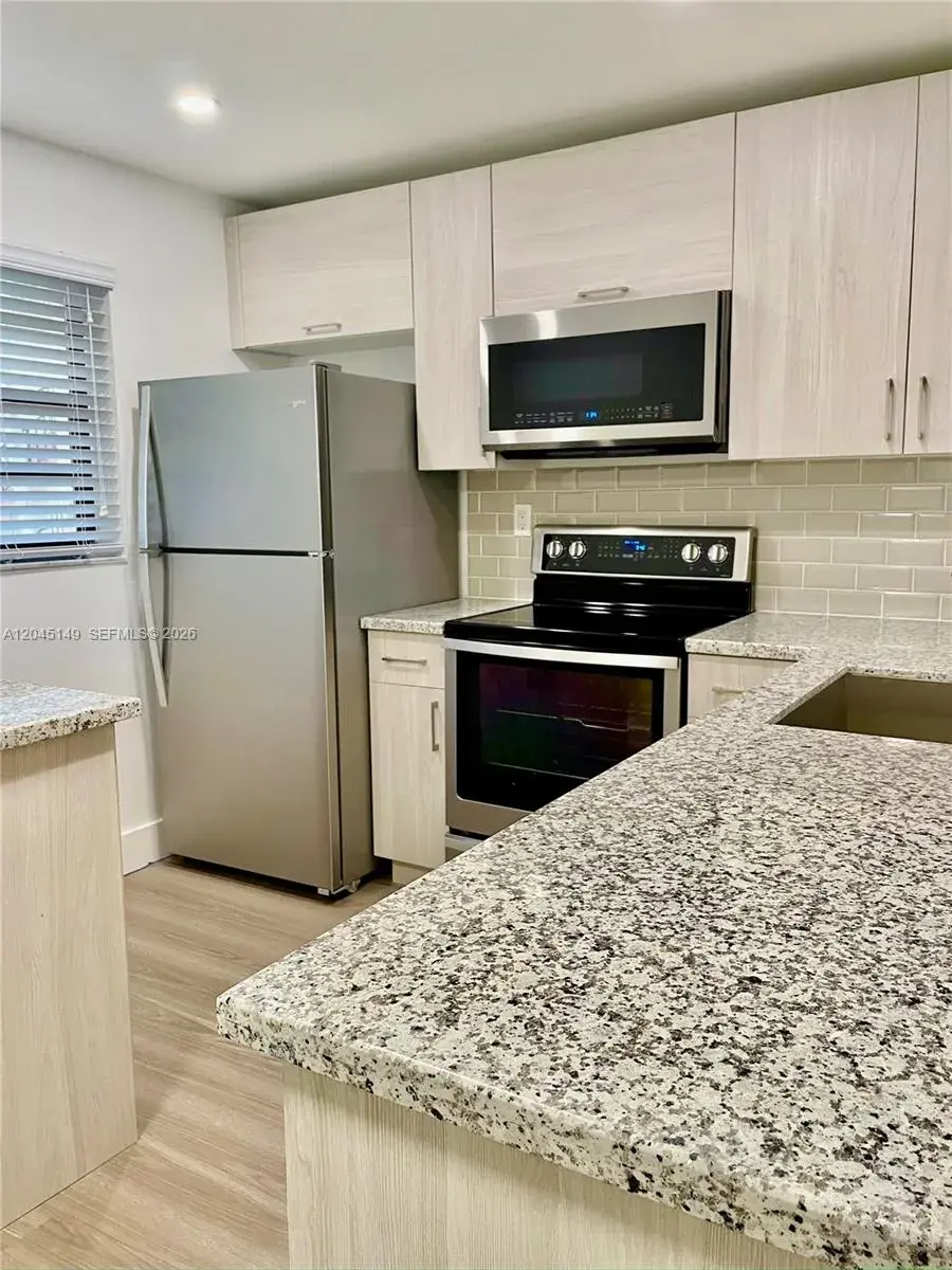 10835 SW 112th Ave # 212, Miami FL 33176