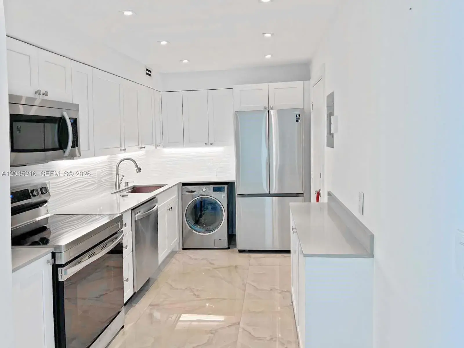1 bedroom 1 bath for sale at 6770 Indian Creek Dr # A, Miami Beach FL 33141