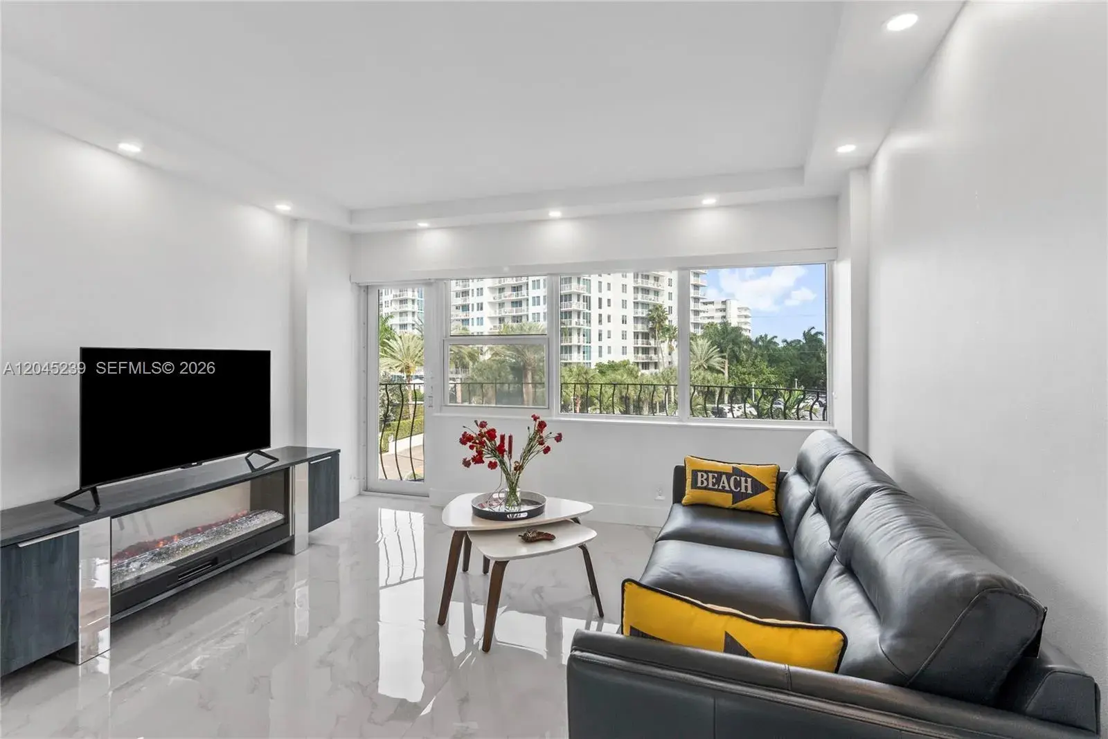 3250 NE 28th St # 403, Fort Lauderdale FL 33308