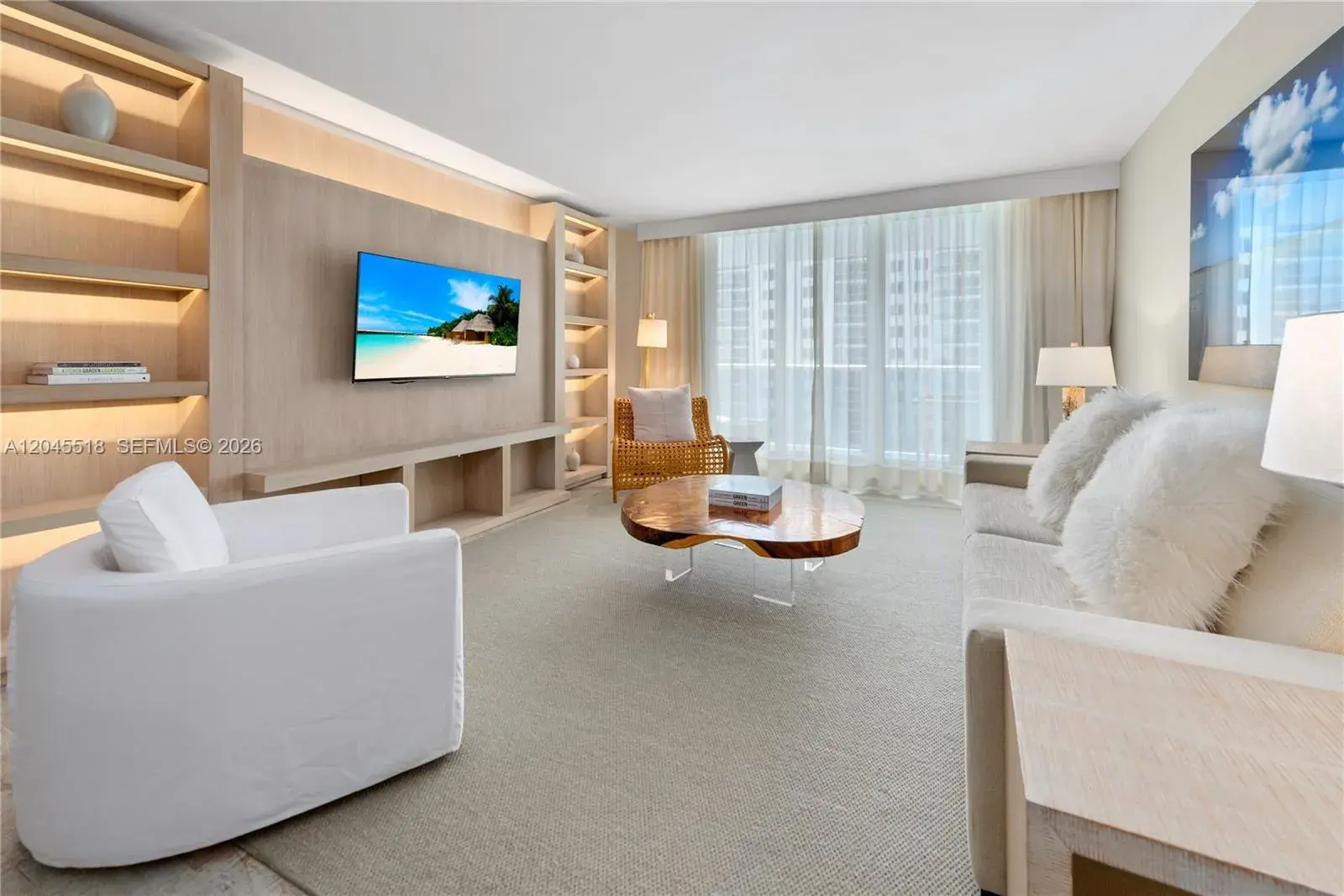 102 24th St # 1110, Miami Beach FL 33139