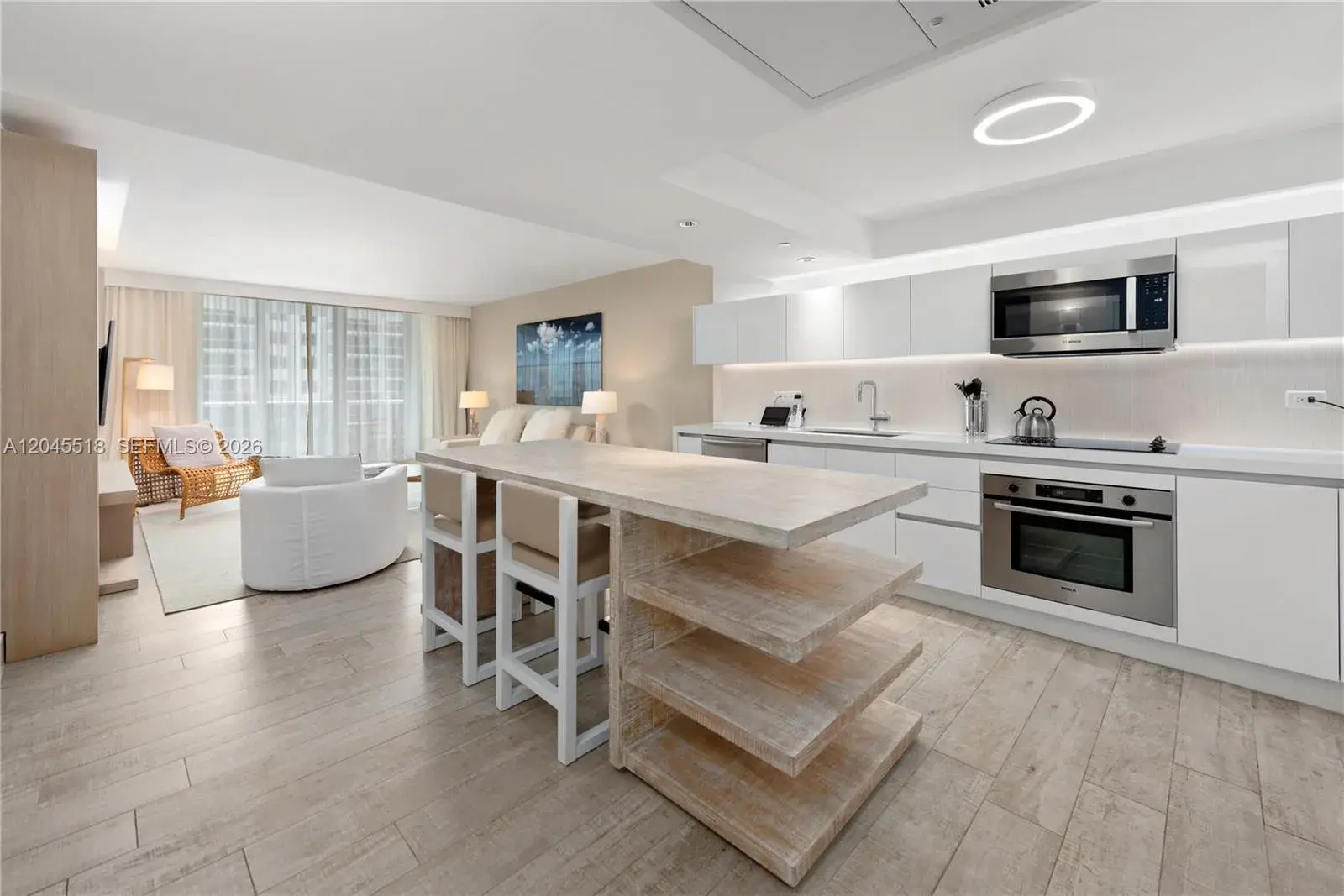 102 24th St # 1110, Miami Beach FL 33139