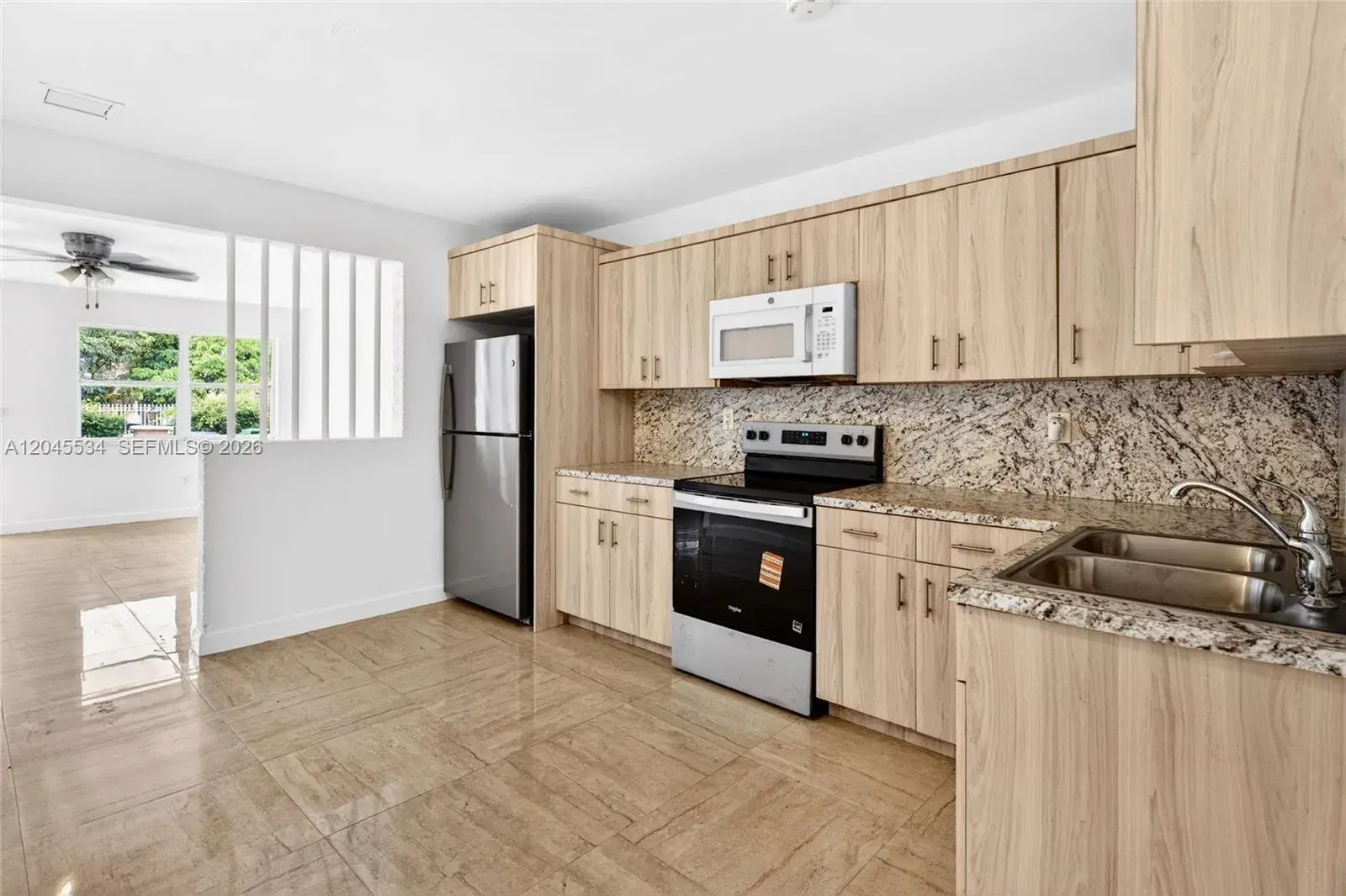 1350 NE 149th St # 2, Miami FL 33161