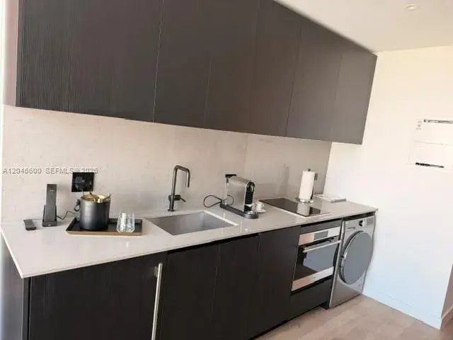 20 NE 11th ST # 4807A, Miami FL 33132