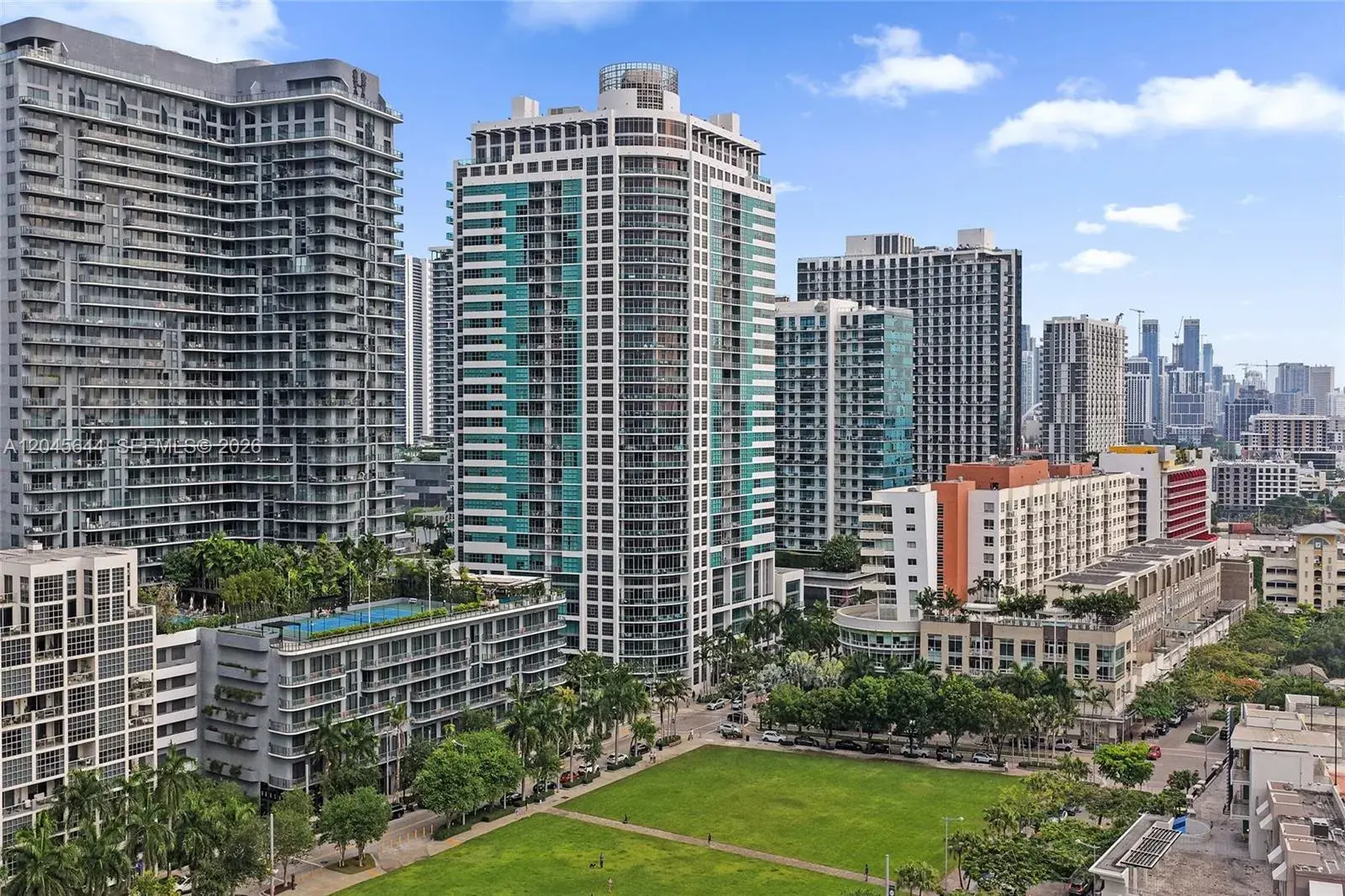 1 bedroom 1 bath for sale at 3301 NE 1st Ave # H2405, Miami FL 33137