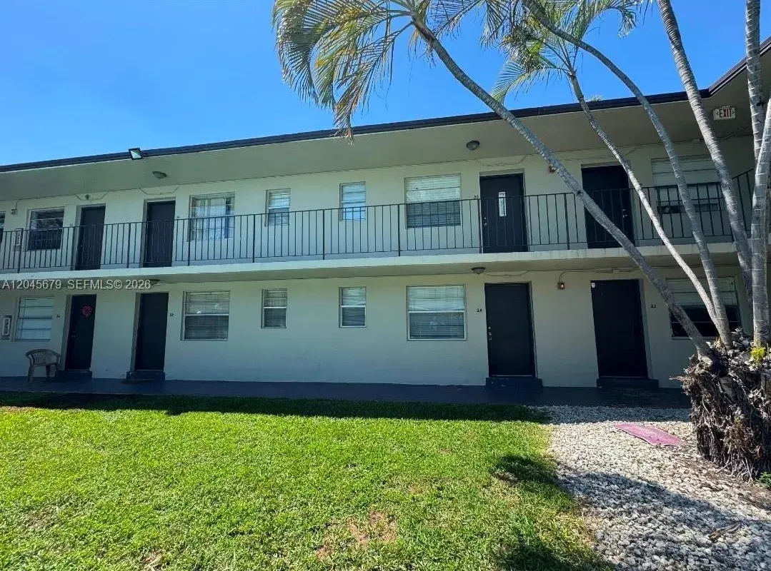 3901 SW 112th Ave # 24, Miami FL 33165