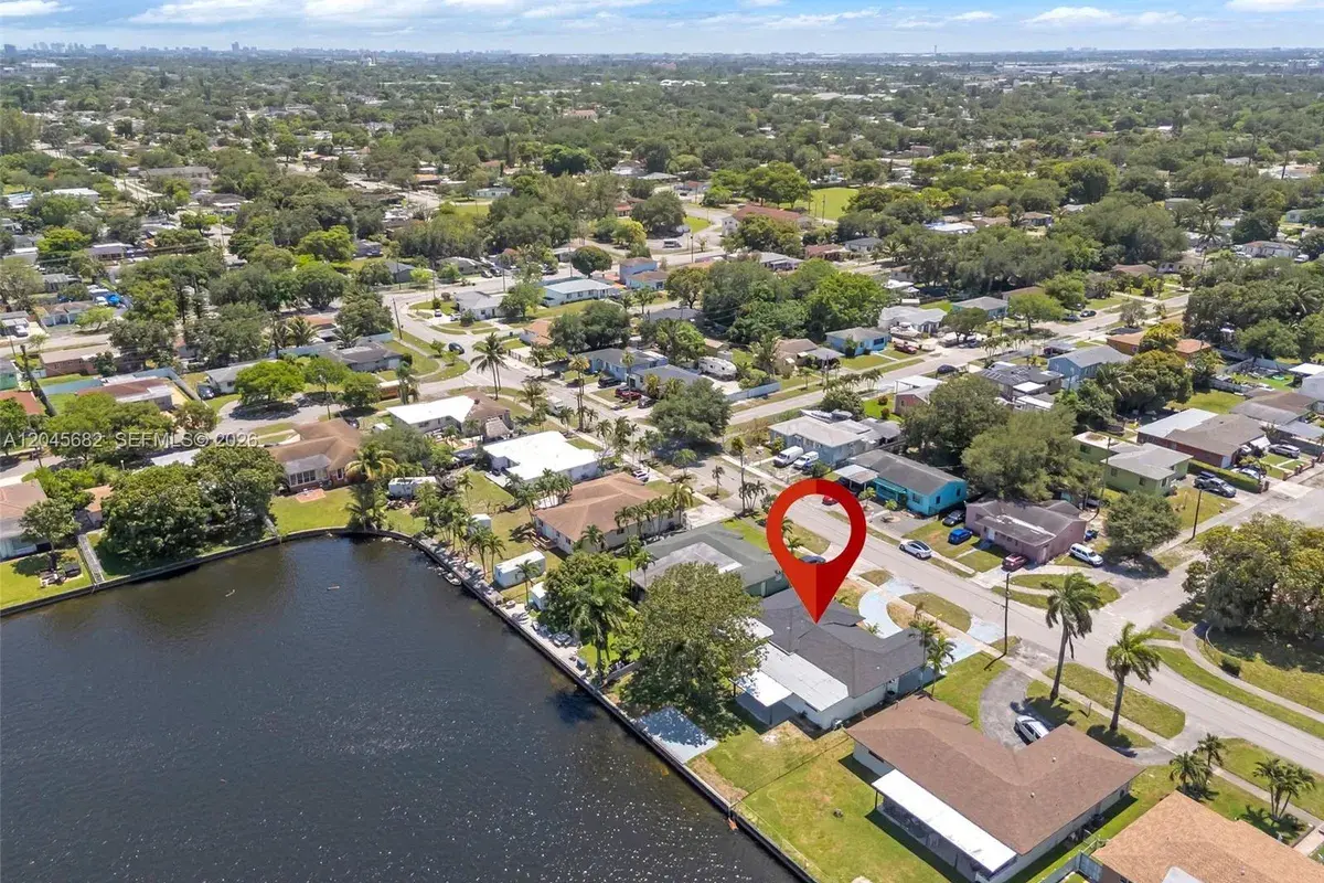 8841 NW 14th Ave, Miami FL 33147