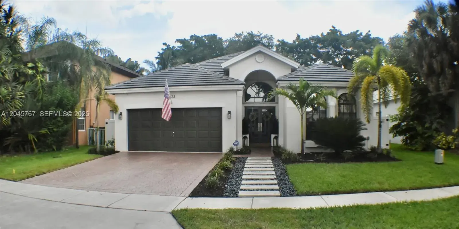 4 bedroom 2 bath for sale at 123 SW 164th Ave, Pembroke Pines FL 33027