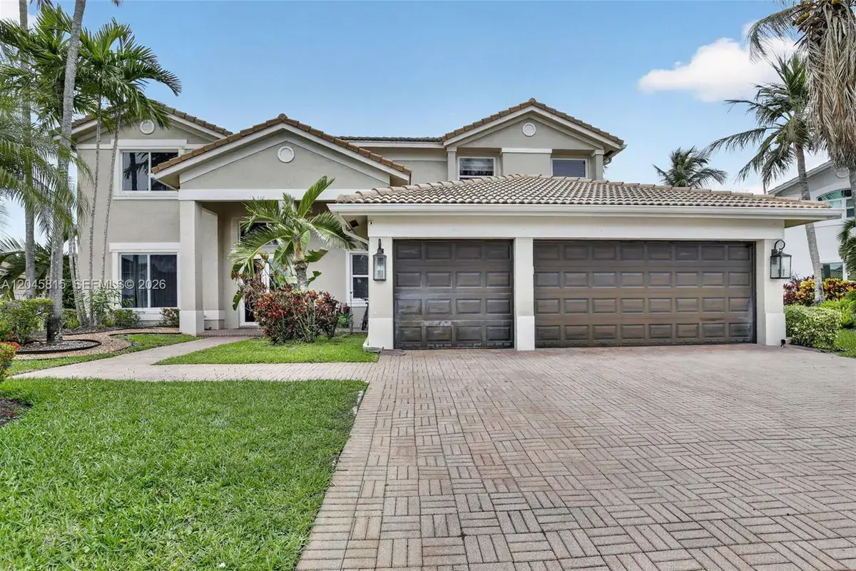 981 Waterside Cir, Weston FL 33327