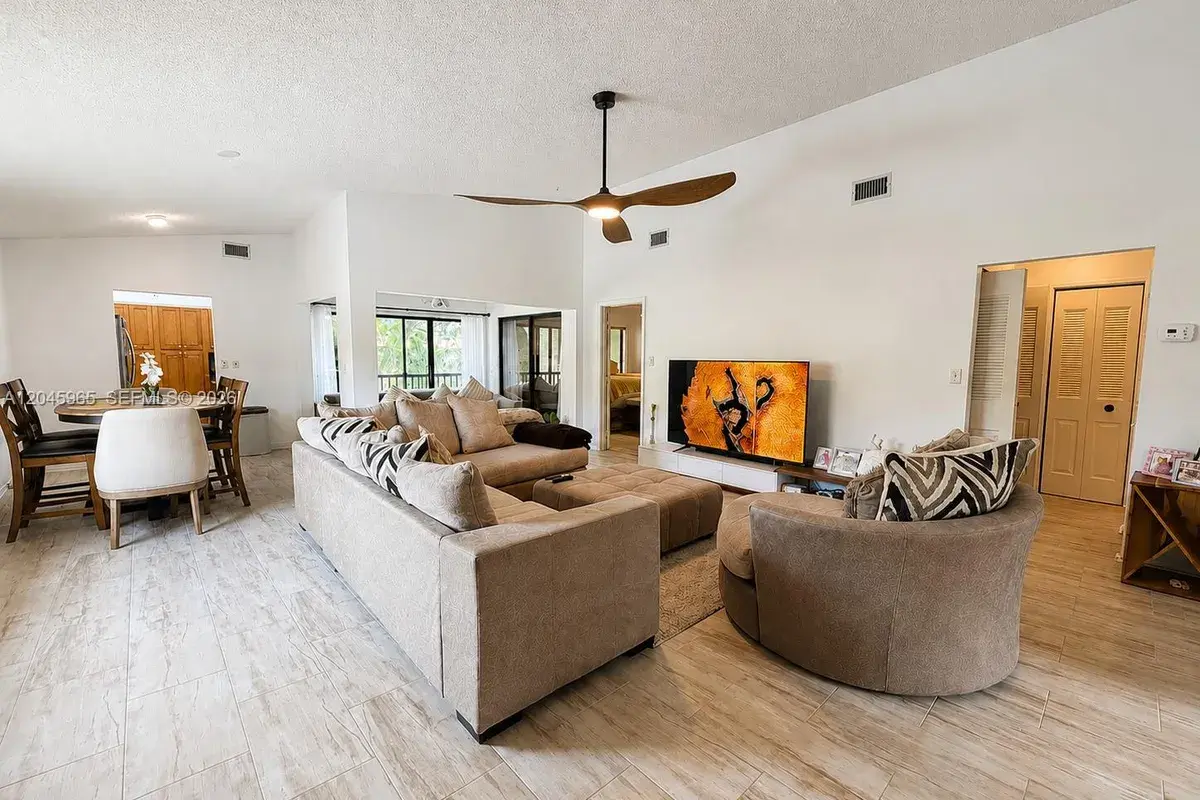 9606 SW 1st Ct, Coral Springs FL 33071