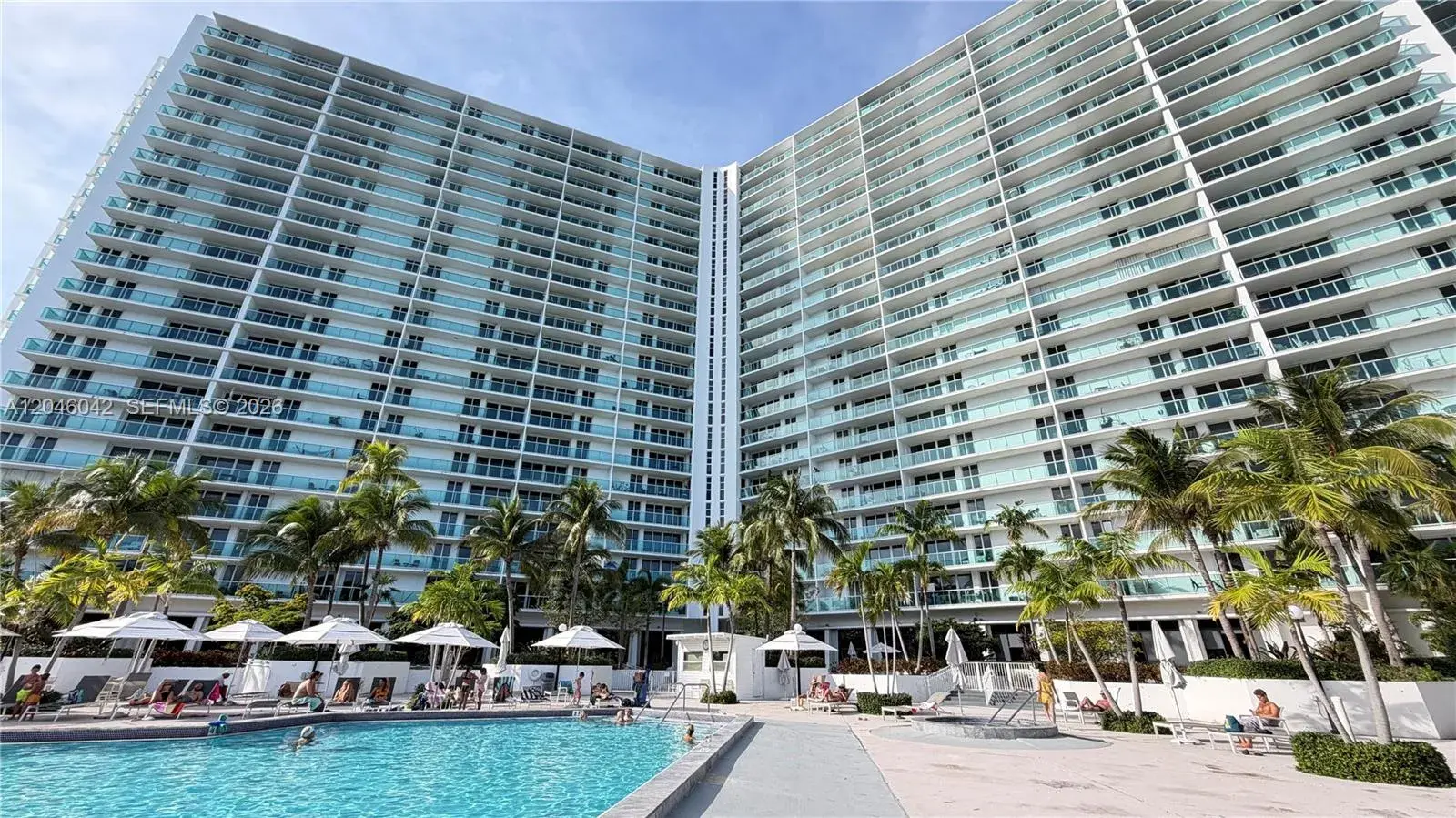 100 Bayview Dr # 509, Sunny Isles Beach FL 33160