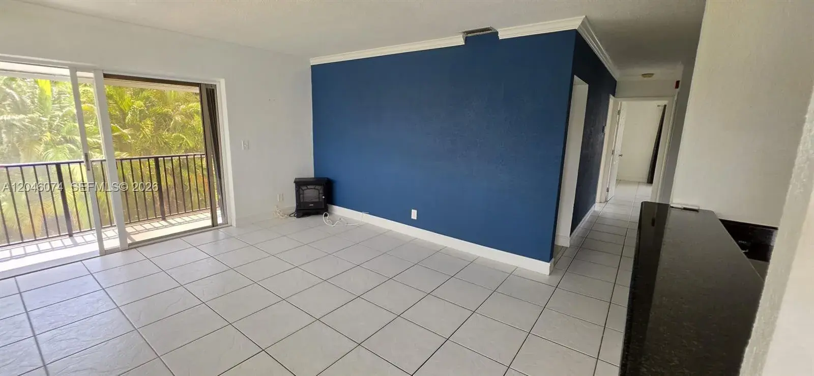 2 bedroom 2 bath Residential Lease for rent at 1431 S 14th Ave # 217, Hollywood FL 33020