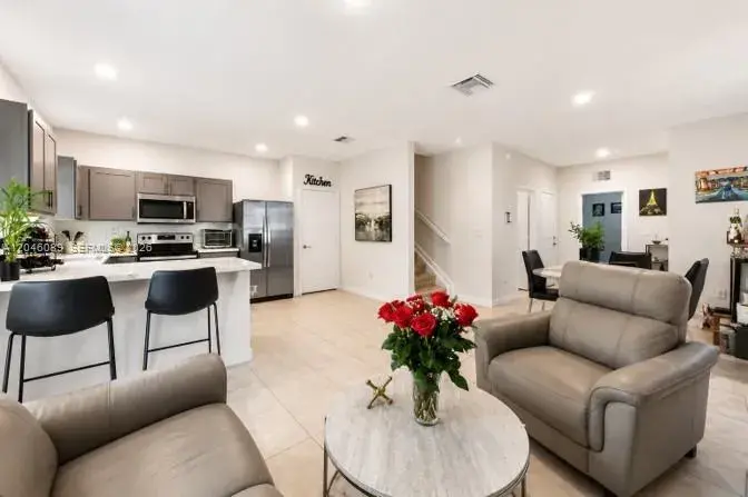4 bedroom 3 bath for sale at 1707 SE 9th Ter, Homestead FL 33034