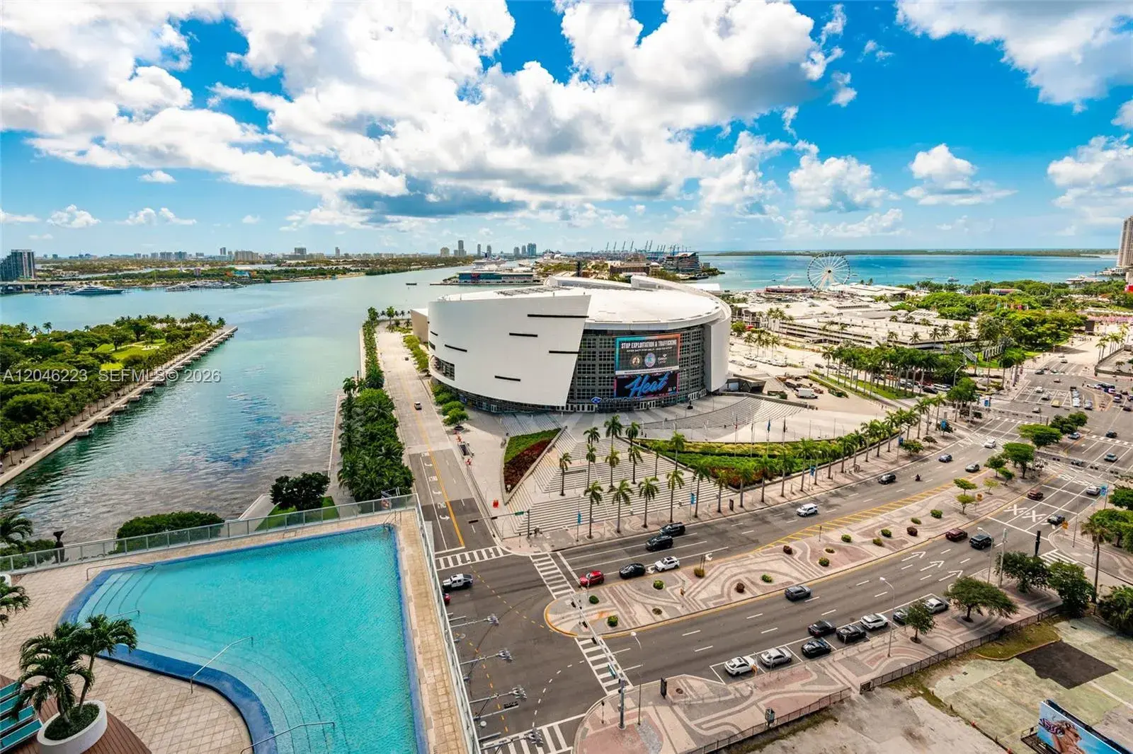 888 Biscayne Blvd # 2002, Miami FL 33132