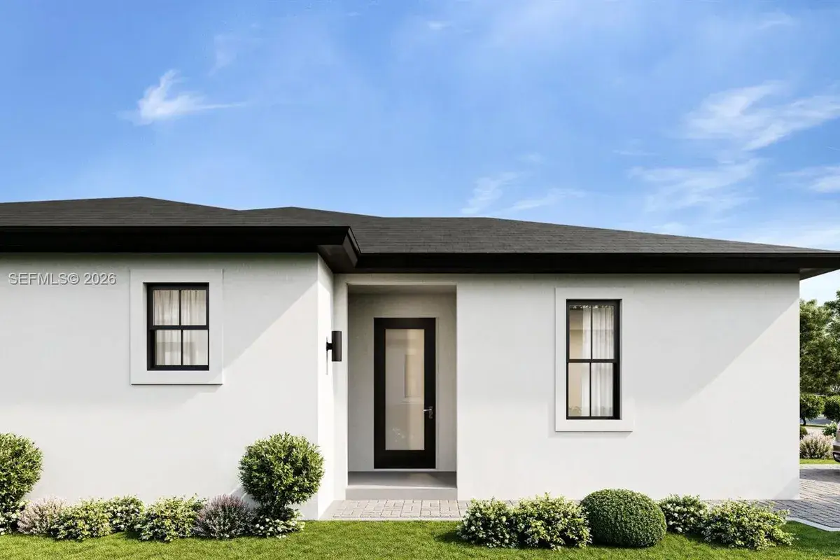 138 NW 164 St, Miami FL 33169
