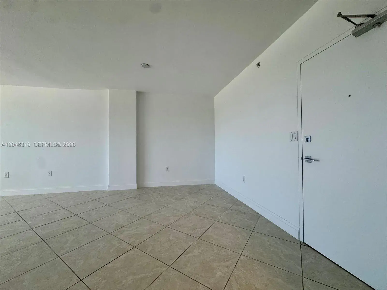 10275 Collins Ave # 318, Bal Harbour FL 33154
