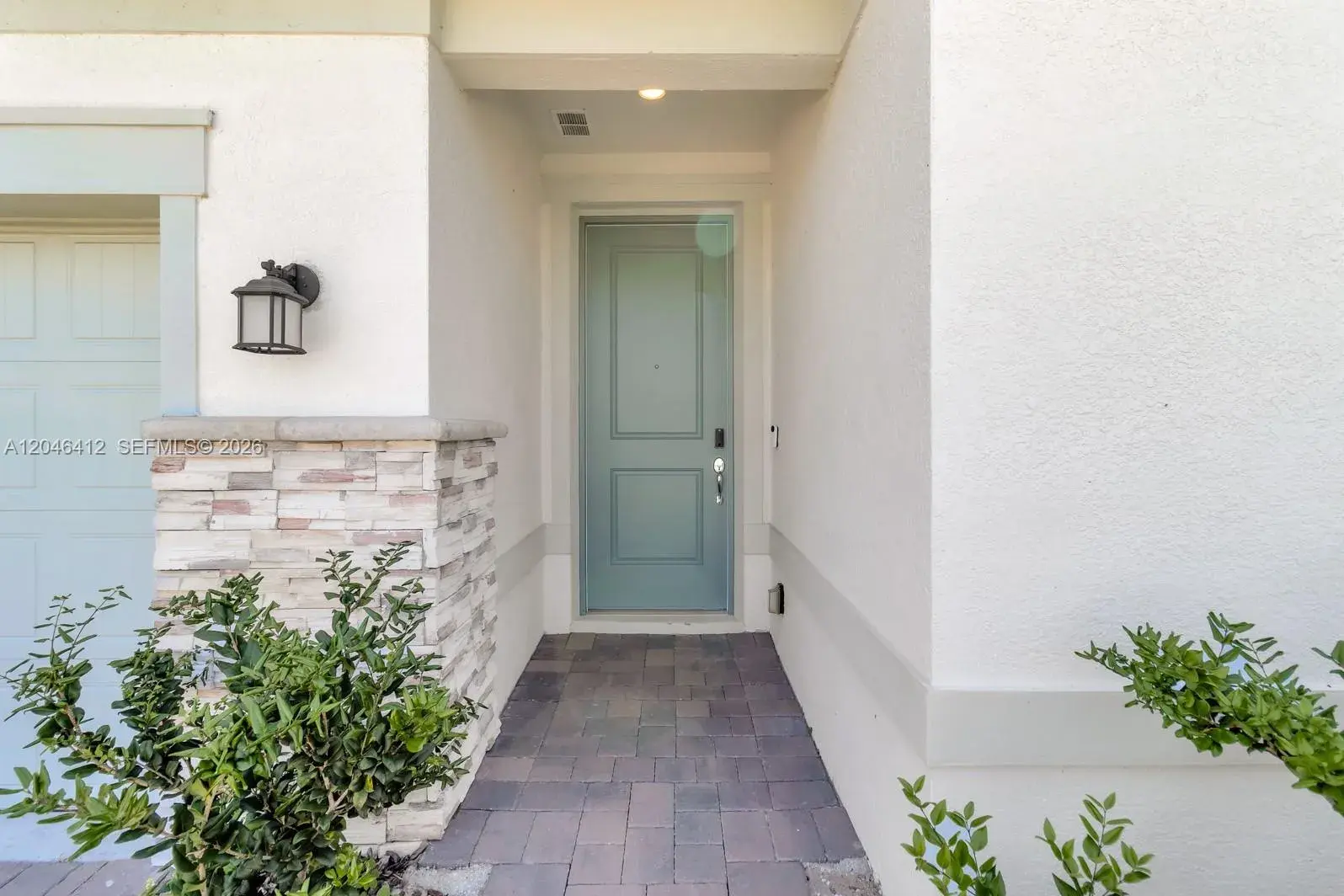 2081 MOSSY VINE AV, Saint Cloud FL 34771