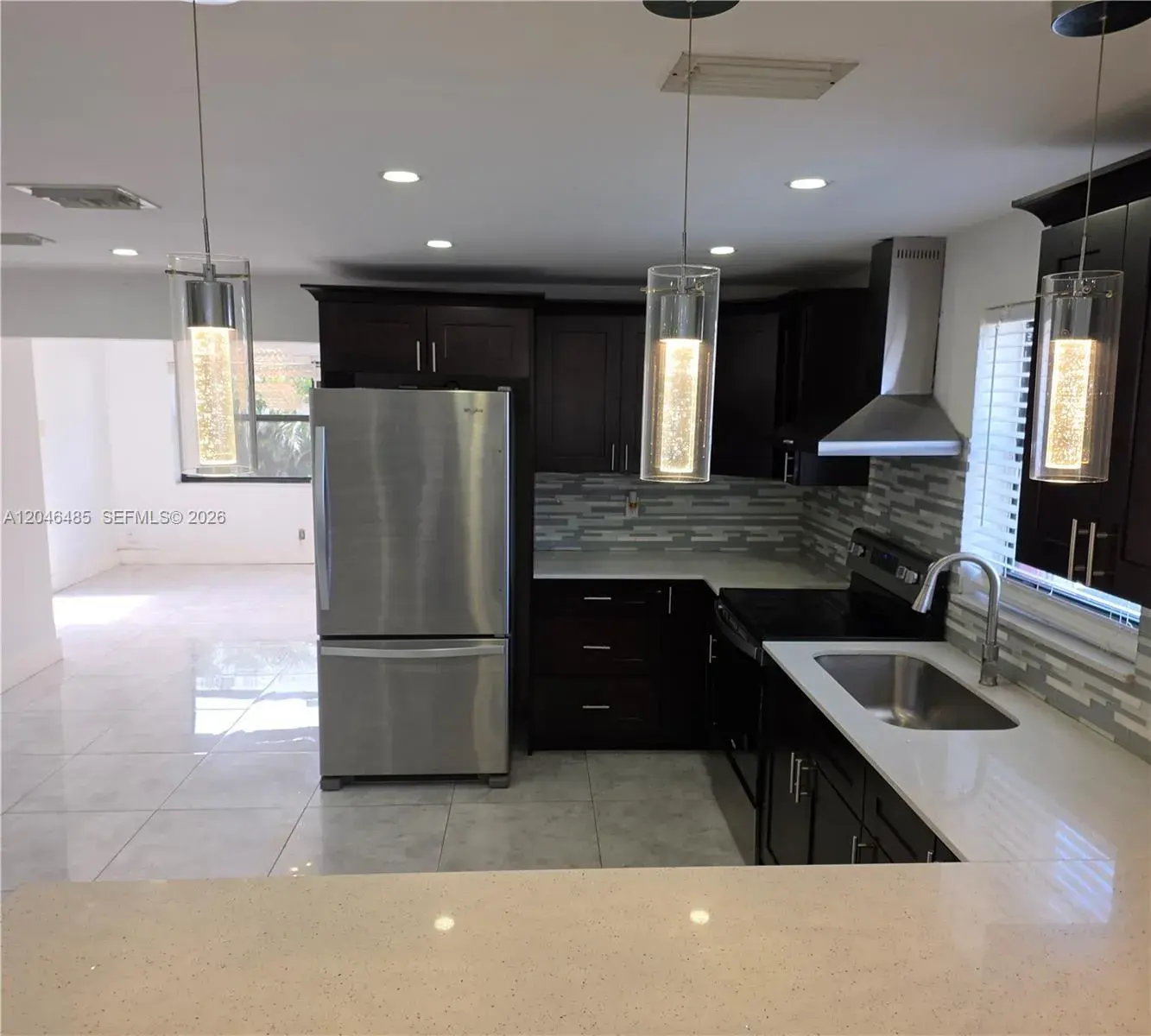 323 NW 4th Pl, Deerfield Beach FL 33441