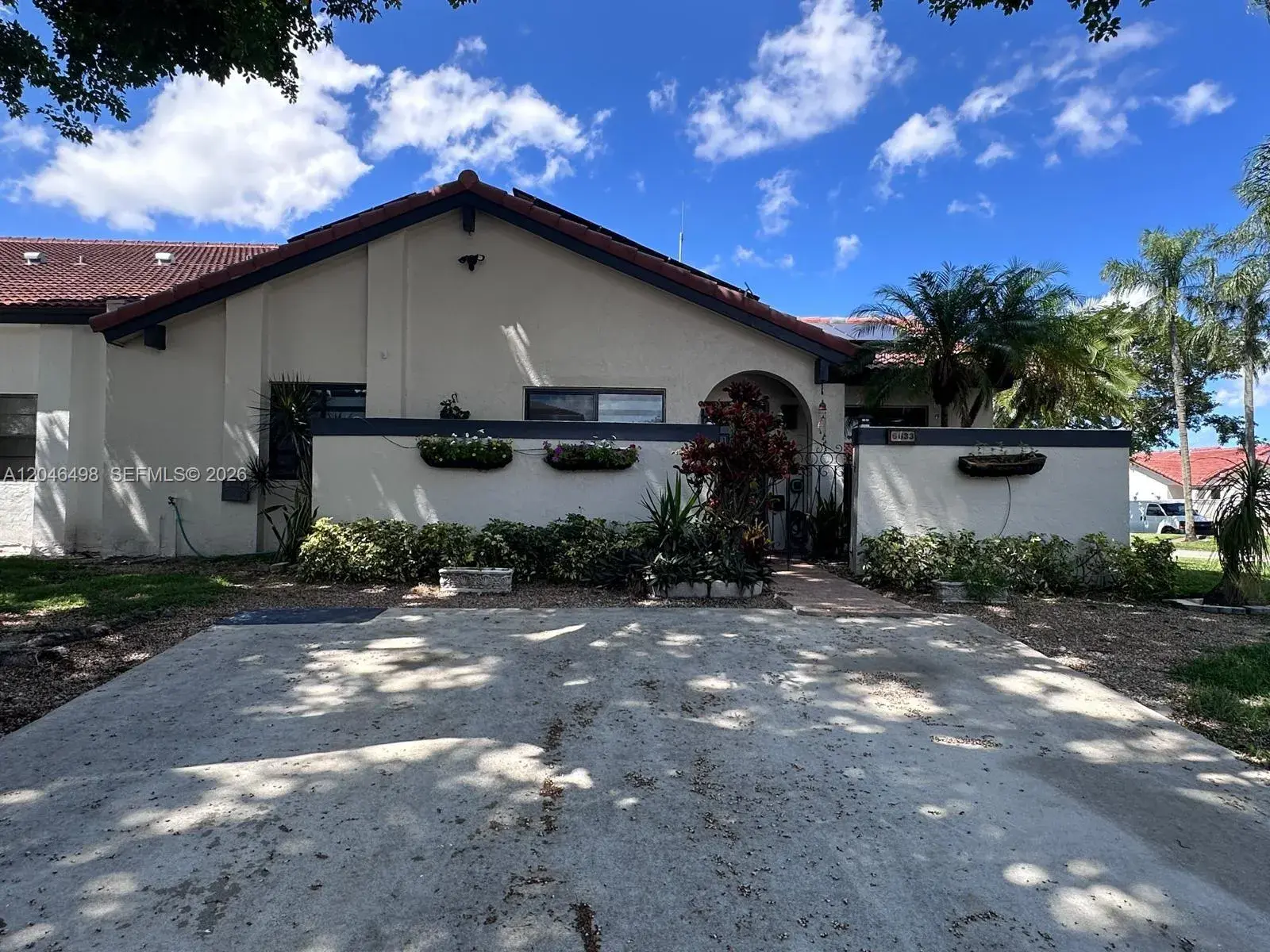 3 bedroom 2 bath for sale at 6633 NW 178th Ter, Hialeah FL 33015